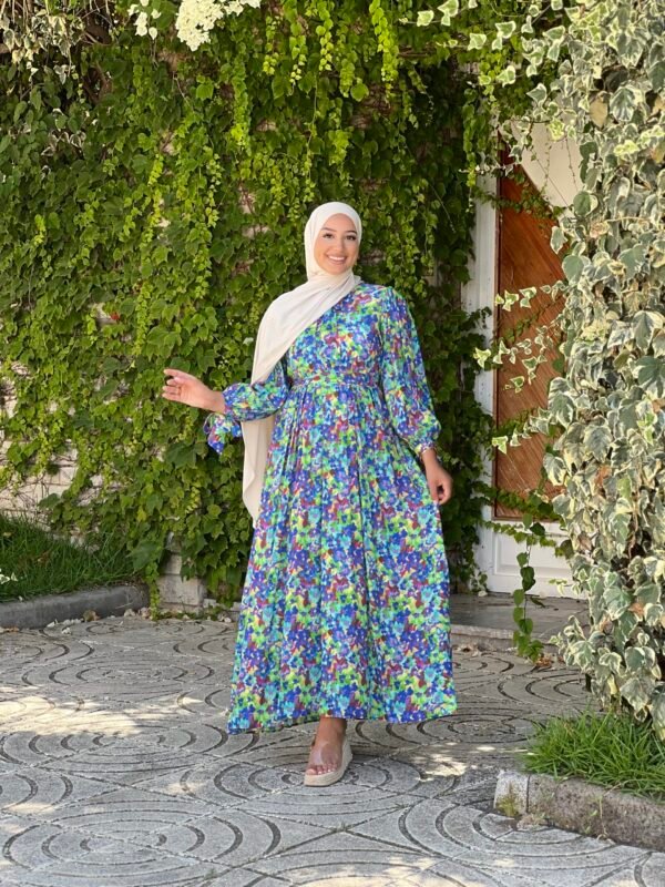 Robe longue en crêpe floral vibrant – Image 4
