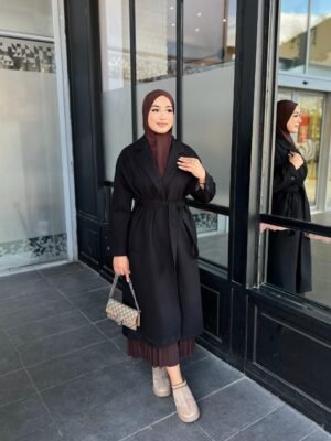 Manteau Long Noir – Élégance Classique
